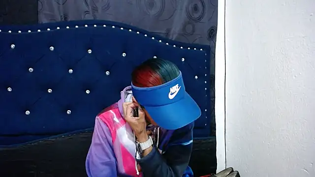 Snapshot of anyu1306 chatting on February 28, 1:37 am anyu1306 online show from February 28, 1:37 am