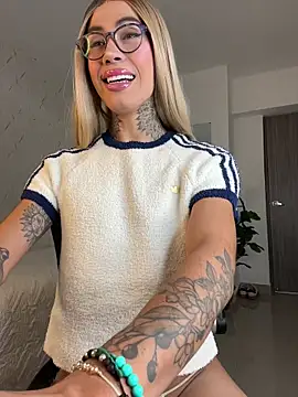 Miss sagitario online show from April 9, 12:10 pm