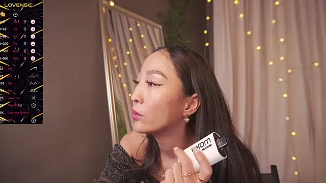 Snapshot of 1reisatumi_ chatting on November 4, 7:02 pm 1reisatumi online show from November 4, 7:02 pm