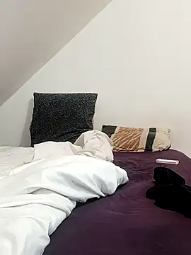 JOHANNA9MOI02 online show from March 26, 1:06 pm