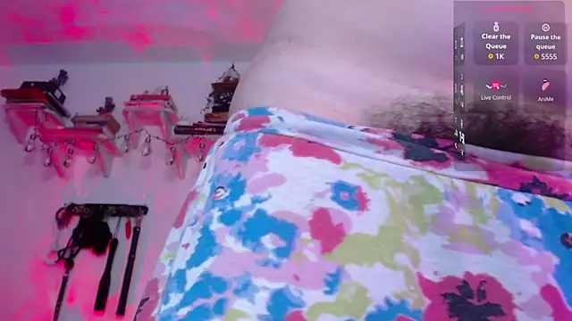 Snapshot of Eve_Blue77 chatting on December 2, 12:05 am Eve Blue77 online show from December 2, 12:05 am