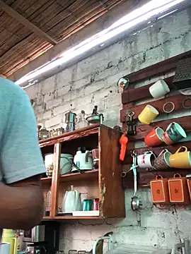 Snapshot of kvr27 chatting on November 23, 11:10 am kvr27 online show from November 23, 11:10 am