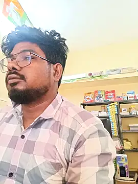 Snapshot of u_wan_me chatting on October 28, 3:54 am u wan me online show from October 28, 3:54 am