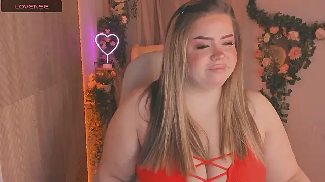 Sheila queen  online show from December 8, 7:43 pm