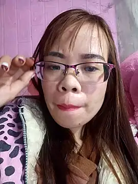 Snapshot of __Mai-love19__ chatting on February 3, 2:24 pm Mai-love19 online show from February 3, 2:24 pm