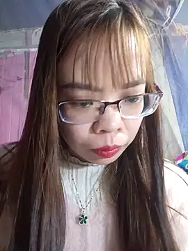 Snapshot of __Mai-love19__ chatting on February 9, 8:22 am Mai-love19 online show from February 9, 8:22 am