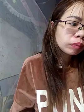 Snapshot of __Mai-love19__ chatting on February 12, 11:41 pm Mai-love19 online show from February 12, 11:41 pm