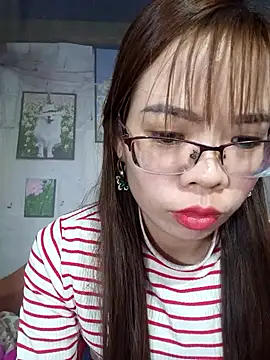 Snapshot of __Mai-love19__ chatting on February 14, 6:23 am Mai-love19 online show from February 14, 6:23 am