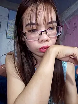 Snapshot of __Mai-love19__ chatting on February 20, 9:55 am Mai-love19 online show from February 20, 9:55 am