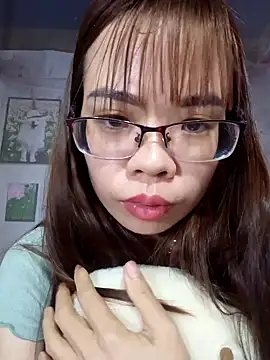 Snapshot of __Mai-love19__ chatting on February 27, 7:23 am Mai-love19 online show from February 27, 7:23 am