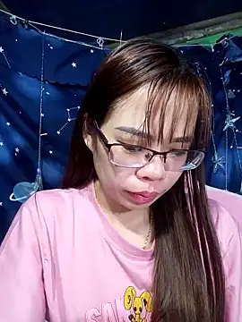 Snapshot of __Mai-love19__ chatting on March 1, 2:48 am Mai-love19 online show from March 1, 2:48 am