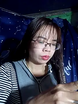 Snapshot of __Mai-love19__ chatting on March 10, 7:42 am Mai-love19 online show from March 10, 7:42 am