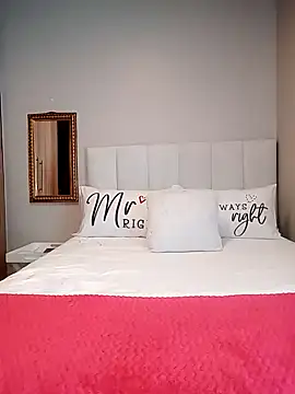 Snapshot of BabySweetDee chatting on December 28, 12:03 pm BabySweetDee online show from December 28, 12:03 pm