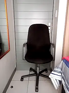 Snapshot of BabySweetDee chatting on January 24, 6:46 am BabySweetDee online show from January 24, 6:46 am