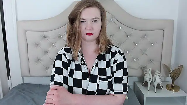 Snapshot of LaraDream chatting on January 31, 12:50 am LaraDream online show from January 31, 12:50 am