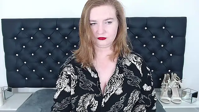 Snapshot of LaraDream chatting on February 20, 11:10 pm LaraDream online show from February 20, 11:10 pm