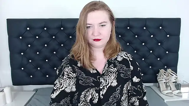 Snapshot of LaraDream chatting on February 26, 8:33 pm LaraDream online show from February 26, 8:33 pm