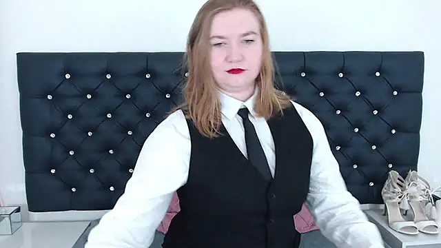 Snapshot of LaraDream chatting on March 7, 6:33 pm LaraDream online show from March 7, 6:33 pm