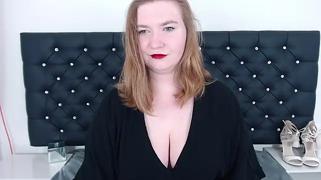 Snapshot of LaraDream chatting on March 20, 10:07 pm LaraDream online show from March 20, 10:07 pm