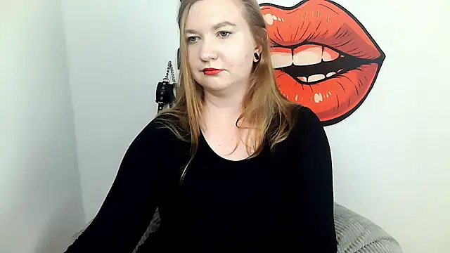 Snapshot of LaraDream chatting on September 9, 4:28 pm LaraDream online show from September 9, 4:28 pm