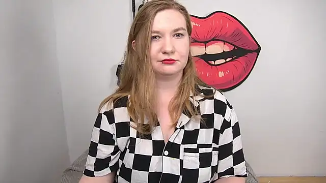 Snapshot of LaraDream chatting on November 7, 3:01 pm LaraDream online show from November 7, 3:01 pm