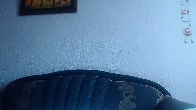 Snapshot of valeriapinter chatting on May 6, 1:38 pm valeriapinter online show from May 6, 1:38 pm