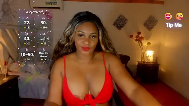 Snapshot of Miagrace chatting on May 6, 8:47 pm Miagrace online show from May 6, 8:47 pm