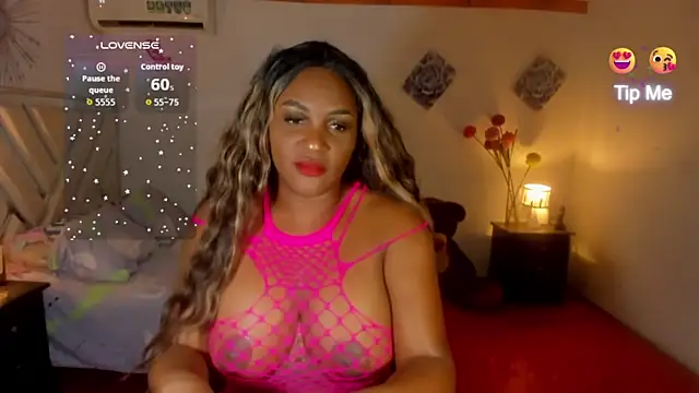 Snapshot of Miagrace chatting on May 7, 8:47 pm Miagrace online show from May 7, 8:47 pm