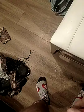 Snapshot of Donglong80 chatting on December 17, 12:55 pm Donglong80 online show from December 17, 12:55 pm