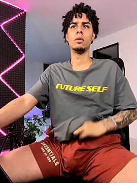 Snapshot of bigryann23 chatting on November 16, 10:26 pm bigryann23 online show from November 16, 10:26 pm